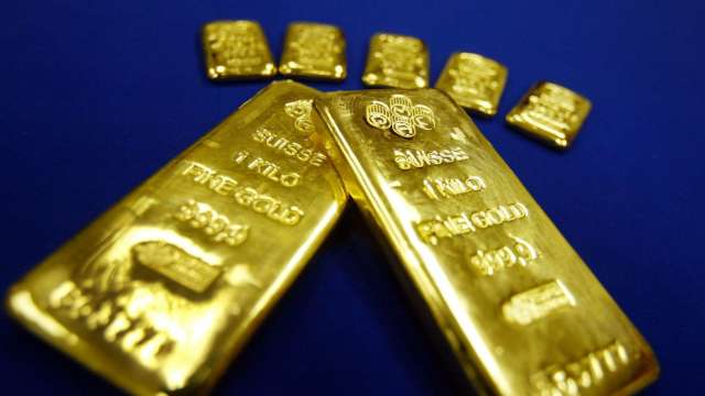 〈貴金屬盤後〉美元、公債殖利率回落 黃金史上首度收盤突破2000美元（圖片：AFP）