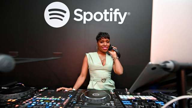再攻podcast!Spotify將以2.35億美元收購Megaphone(圖片:AFP)