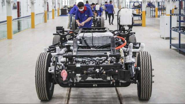 中國本土電動車品牌、車款崛起,信邦、健和興迎浪潮。(示意圖:AFP)