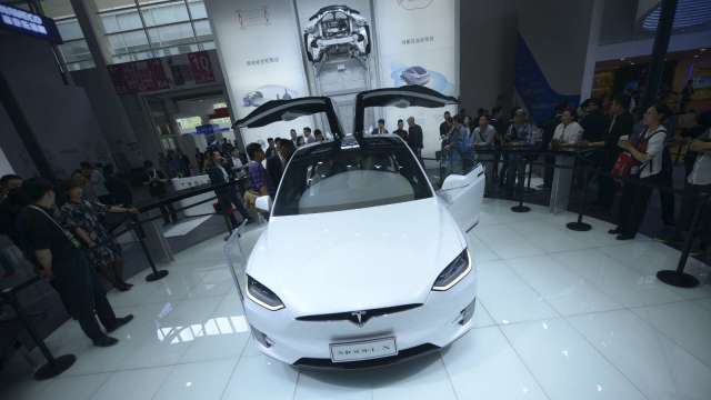 特斯拉又出包了!召回9000多輛Model X/Y電動汽車 (圖片:AFP)