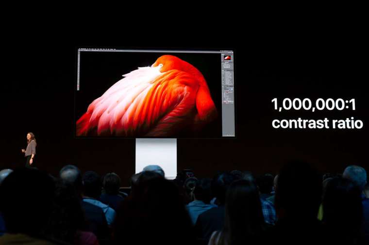 蘋果頂級顯示器 Pro Display XDR (圖片:AFP)