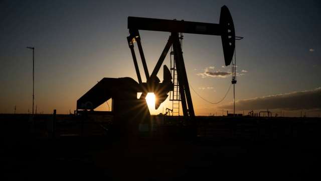 〈能源盤後〉市場料刺激措施提振需求 美庫存小幅下降 原油再創1年高點（圖片：AFP）
