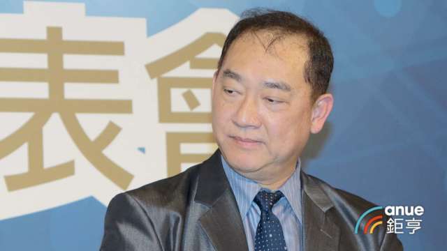 匯鑽科董事長李素白。(鉅亨網記者張欽發攝)