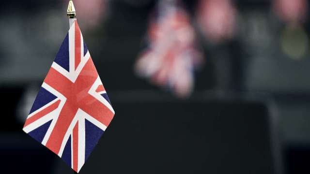 英國2月份消費者信心指數回升 創下疫情以來新高(圖片:AFP)