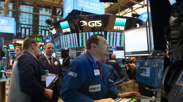 The market pays attention to Bauer’s talk, U.S. stocks opened flat and fluctuated, Dow Jones rose more than 100 points |