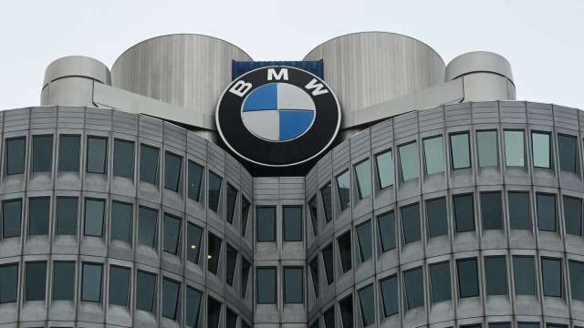 BMW預期2030年前電動車佔銷售比重至少五成 (圖:AFP)