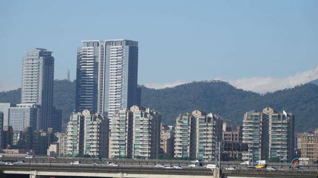 台北市豪宅交易，中山區為常勝軍，圖中為大直「西華富邦」案。(鉅亨網記者張欽發攝)