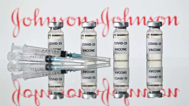 嬌生代工廠出包 1,500萬劑新冠疫苗恐受影響(圖片：AFP)
