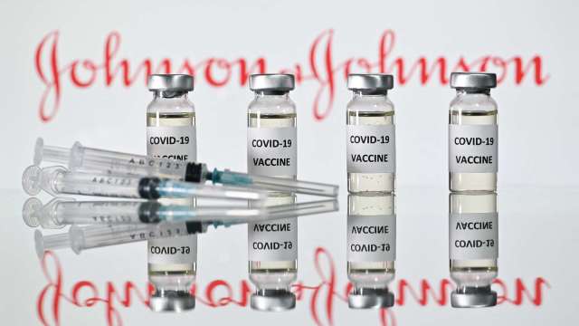 血栓風波延燒！美FDA和CDC呼籲各州暫停施打嬌生疫苗 (圖：AFP)