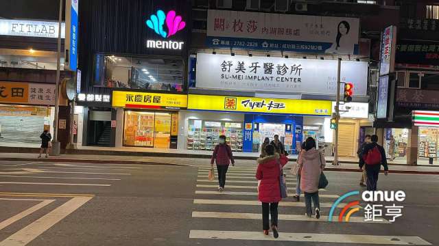 今年北市第一筆億元店面交易 成交在東湖商圈。(鉅亨網記者張欽發攝)