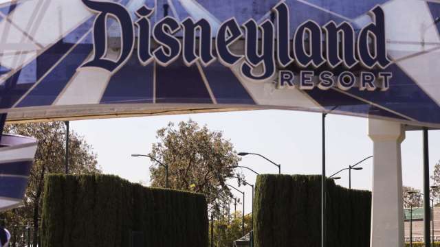 〈財報〉迪士尼營收遜色 Disney+訂閱數低於預期 盤後挫近4% (圖片:AFP)