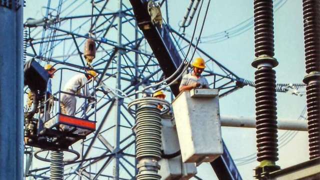 21:40結束分區限電，台電董座承諾檢討備轉容量機制。(台電提供)