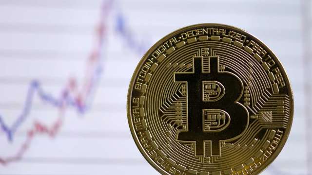 血洗幣圈!加密貨幣交易所Coinbase和Binance故障中斷。(圖片:afp)