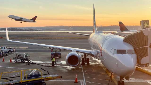 美國民眾旅遊意願回溫 國旅機票價格超過2019年水準(圖片：AFP)