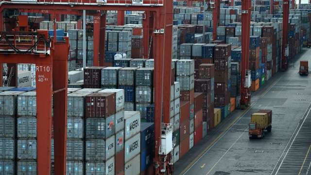 美國缺工問題短期難解 製造商仍面臨供應鏈瓶頸 (圖片:AFP)