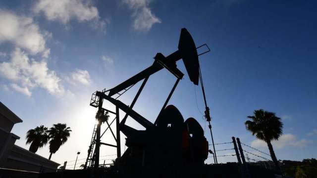 OPEC+談判山雨欲來 國際油價有飆升風險(圖:AFP)