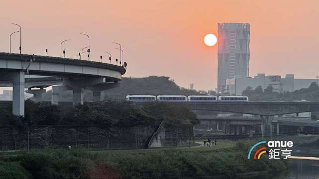 包括內湖「長虹雲端科技大樓」等均為今年長虹商用不動產等銷售重點。(鉅亨網記者張欽發攝)