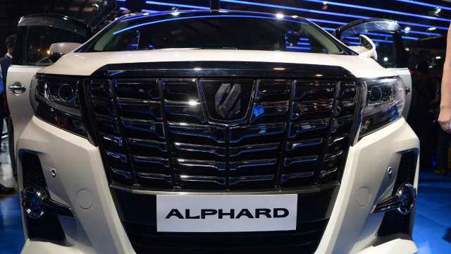 怠速熄火系統發現瑕疵 日本豐田召回5萬多輛Alphard、Vellfire (圖片:AFP)