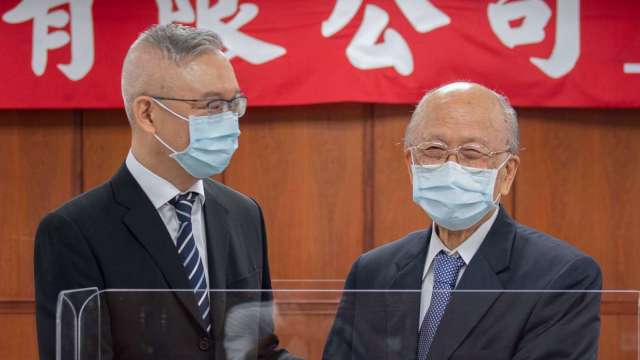 聯邦銀董事長李憲章退休集團第二代林鴻聯接棒 Anue鉅亨 台股新聞