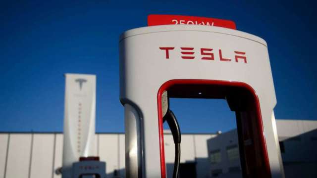 傳特斯拉致函印度 盼大幅調降電動車進口關稅 (圖:AFP)