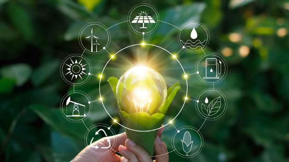 錢進綠色商機 能源轉型帶動投資新浪潮。(圖:shutterstock)