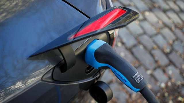 俄羅斯為促進電動車國產化 將推購車補助、最高約24萬元 (圖片:AFP)
