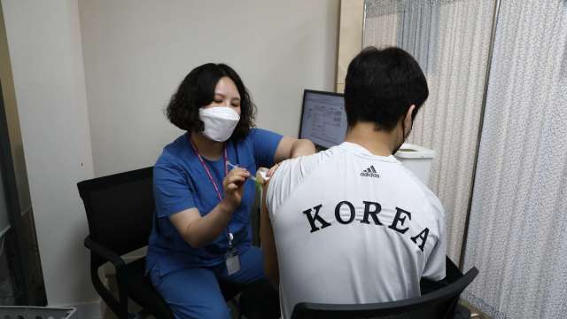 南韓擬注資2.2兆韓元 力拼成為全球最大疫苗生產國之一 (圖:AFP)