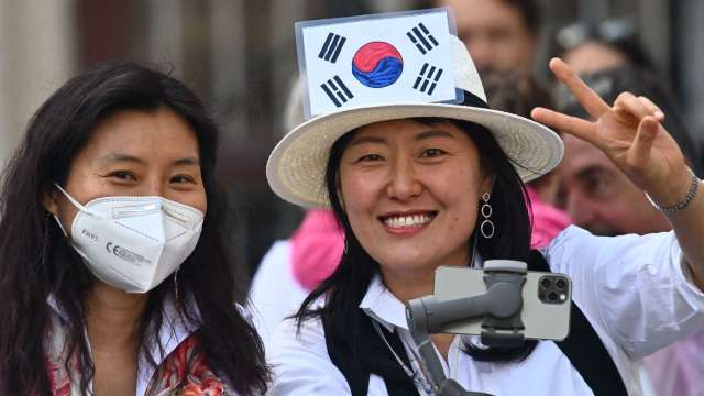 南韓首富換人當!白手起家富豪改變財閥獨大局面 (圖:AFP)