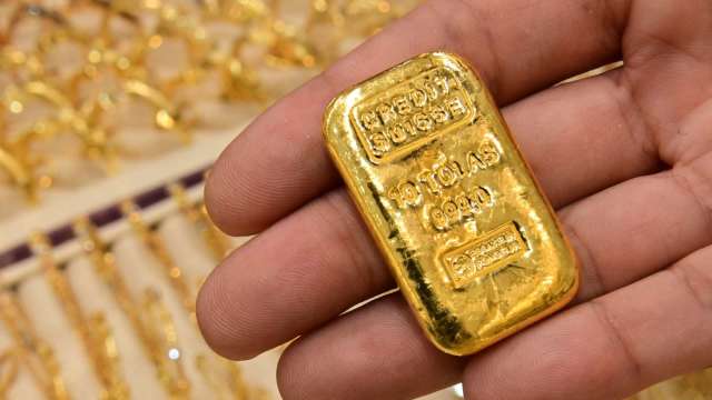 〈貴金屬盤後〉美數據遜色 阿富汗政局動盪 避險買盤湧入 黃金連漲2日 登1週高點 (圖片:AFP)