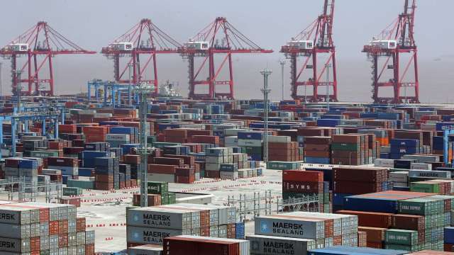彭博：寧波港梅山碼頭恢復船舶靠港裝卸 (圖片：AFP)