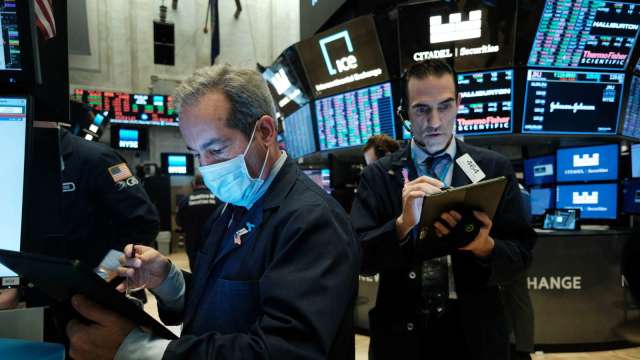 Delta疫情令經濟數據太悲觀 股市恐將迎來修正 (圖片:AFP)