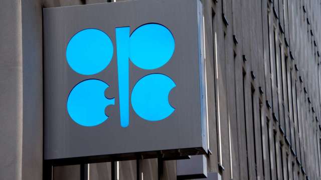 路透:OPEC+可能維持產油政策不變 續推溫和增產 (圖:AFP)