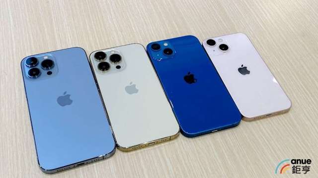 iPhone 13系列新機。(鉅亨網記者沈筱禎攝)