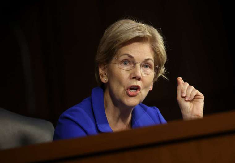 民主黨參議員華倫 (Elizabeth Warren) 公開反對美國總統拜登再度提名鮑爾擔任聯準會主席 (圖片:AFP)