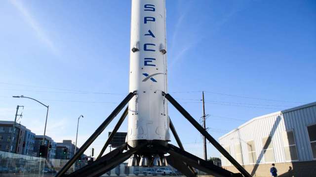 馬斯克旗下SpaceX估值突破1,000億美元 成罕見百角獸公司(圖片：AFP)