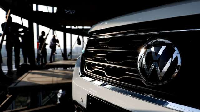 傳福斯為降成本拚電動車轉型 CEO有意裁員3萬人(圖片:AFP)