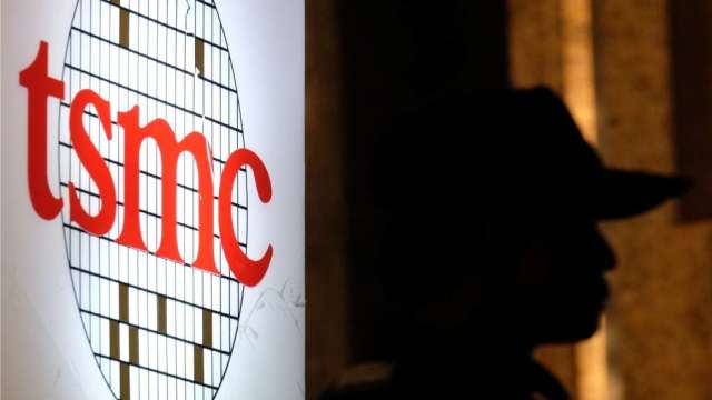 美國媒體CNBC到台積電亞利桑那州新廠採訪。(圖:AFP)