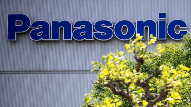 Panasonic發表新款原型電池 盼深化與特斯拉合作關係 (圖：AFP)