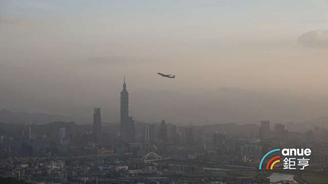 每年10月到翌年3月，是台灣的空污好發季。(鉅亨網記者張欽發攝)