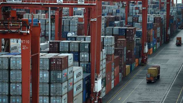 拜登擬斥資數十億美元升級老舊港口 強化美國供應鏈 (圖片：AFP)