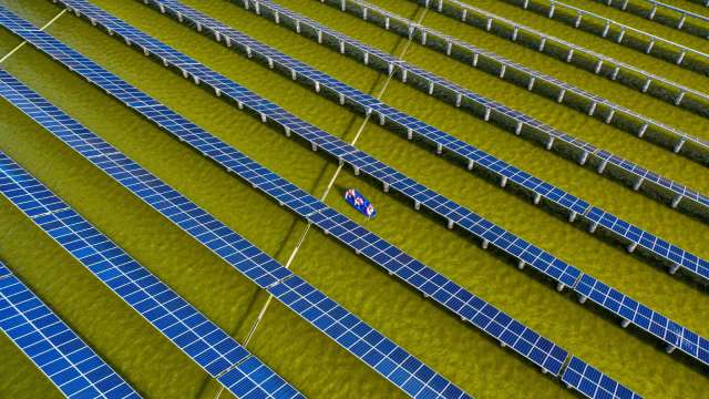 美國再次豁免「雙面太陽能板」進口關稅 (圖片：AFP)