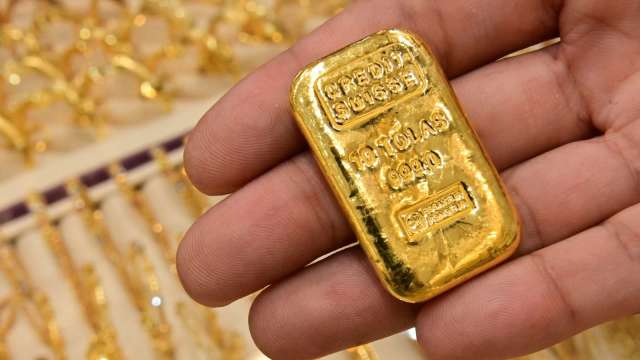 〈貴金屬盤後〉投資者入袋為安 黃金自6月以來高點回落 (圖片:AFP)