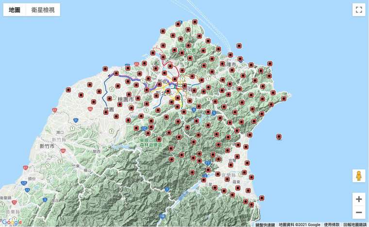臺灣陣列地震站分布圖，圖中約有 140 個測站，安裝有寬頻地震儀並即時蒐集傳送地震資料，此計畫由中央研究院地球科學研究所（IES）與大屯火山觀測站（TVO）共同執行。 圖│Formosa Array 臺灣陣列