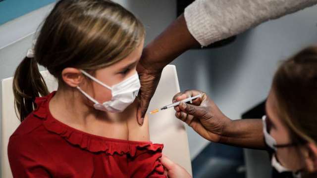 輝瑞：疫情可能延續至2024年 研發兒童第三劑方案。(圖:AFP)