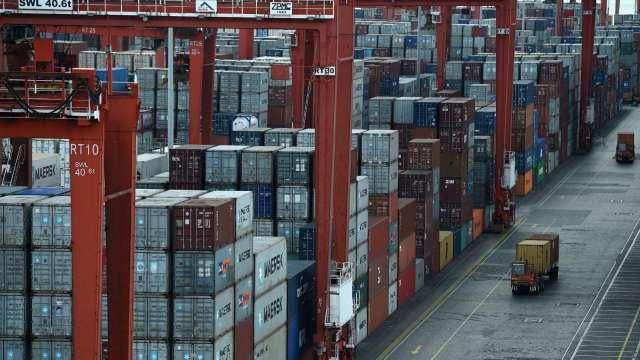 進口激增、出口下滑 美國11月商品貿易逆差創歷史新高(圖片：AFP)