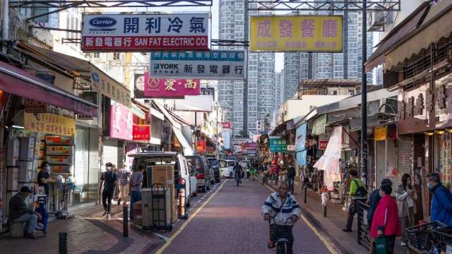 香港11月零售銷售年增7.1% 連續第10個月成長 增幅差於預期(圖:AFP)