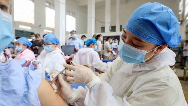 WHO研究小組：可能有必要研發針對Omicron的疫苗(圖片：AFP)