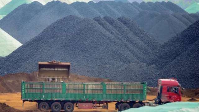 中國寬鬆穩經濟 鐵礦砂帶領一票工業金屬上漲 (圖:AFP)