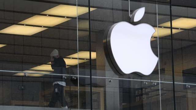 〈蘋果財報前瞻〉高盛分析師謹慎看待 12月銷售放緩 Q2財測恐令人失望 (圖片:AFP)