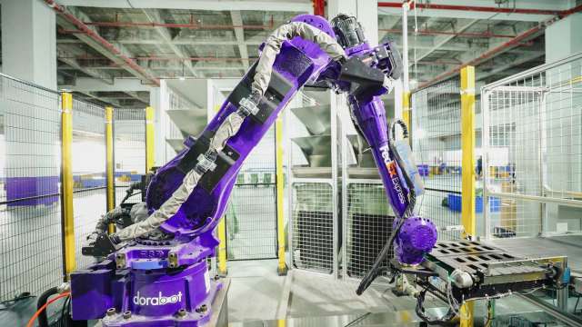 聯邦快遞智慧分揀機器人DoraSorter。(圖：聯邦快遞提供)